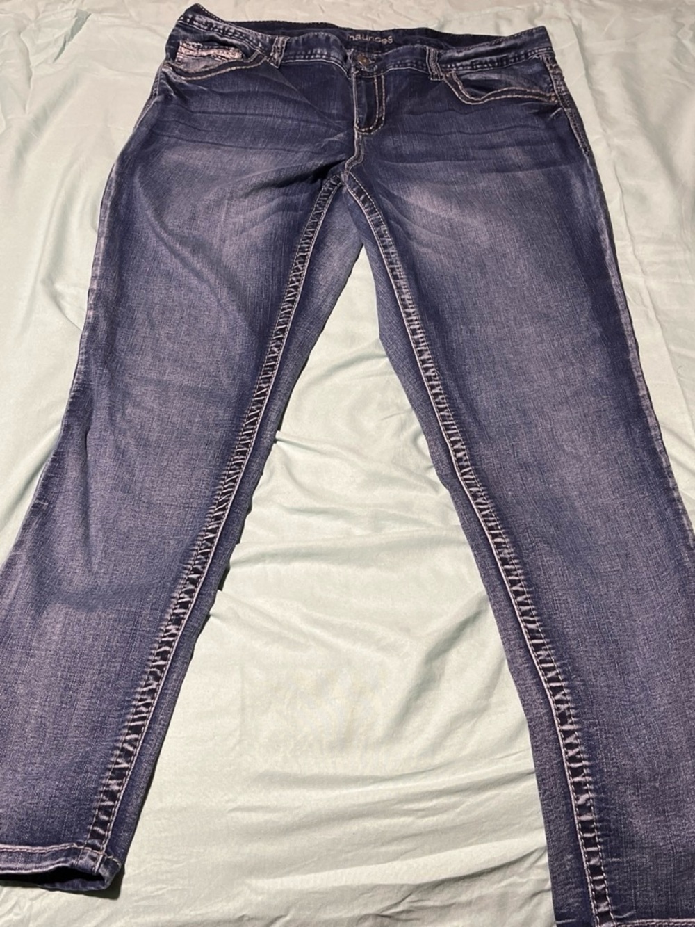 Stretch Skinny Jeans in Washed Blue for Women